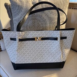 Michael Kors Beige/Black MK Logo Tote with Gold Hardware